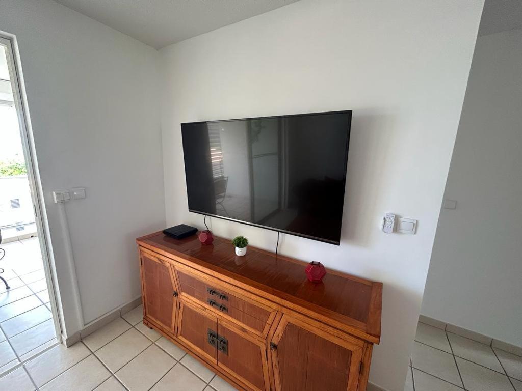 Appartement Les Tuileries à Les Trois-Ilets Extérieur photo